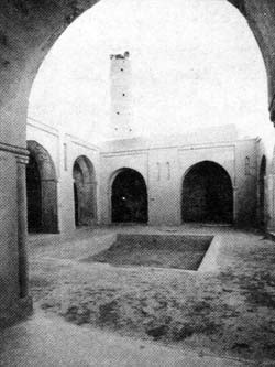 صحن مسجد جامع فهرج